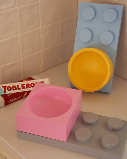 LEGO-Themed Pet Feeding Bowl for Cats - Pawscode